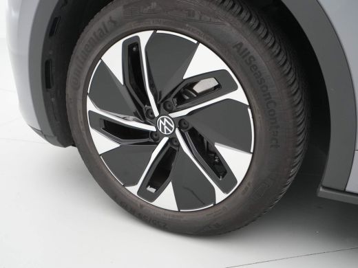 Volkswagen ID.5 Pro Business 77 kWh Navigatie Stuurverwarming Camera Acc 124 ActivLease financial lease