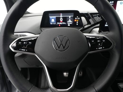 Volkswagen ID.5 Pro Business 77 kWh Navigatie Stuurverwarming Camera Acc 124 ActivLease financial lease