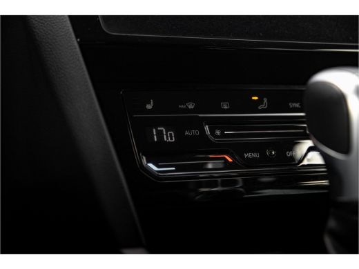 Volkswagen Passat Variant 1.4 TSI PHEV GTE Business | Achteropkomend verkeer waarschuwing | Airco separaat achter |... ActivLease financial lease
