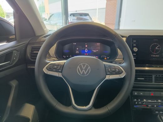 Volkswagen T-Cross Life Edition 1.0 116 pk TSI ActivLease financial lease