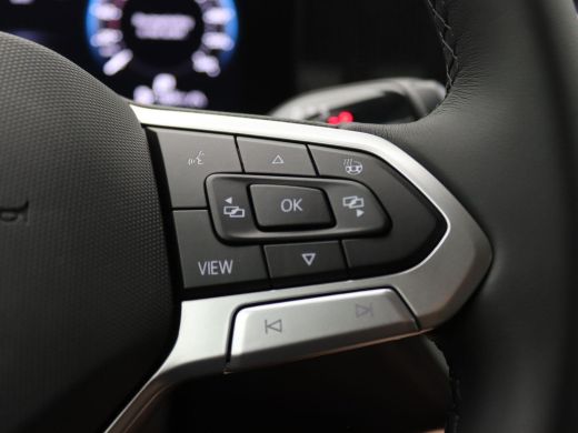 Volkswagen Tiguan 1.5 eHybrid Life Edition 204PK DSG Trekhaak, Achteruitrijcamera, Navi via Apple Carplay/Android A... ActivLease financial lease