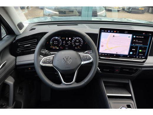 Volkswagen Tiguan 204PK Life Edition - eHybrid | 'App-Connect' draadloze smartphone integratie | Achteruitrijcamera... ActivLease financial lease
