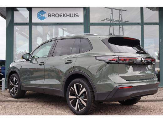 Volkswagen Tiguan 204PK Life Edition - eHybrid | 'App-Connect' draadloze smartphone integratie | Achteruitrijcamera... ActivLease financial lease