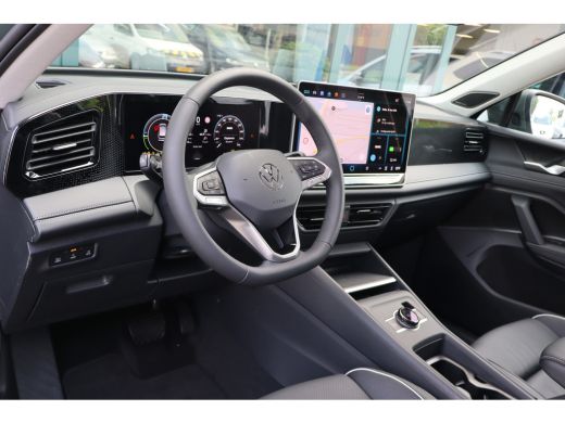 Volkswagen Tiguan 204PK Life Edition - eHybrid | 'App-Connect' draadloze smartphone integratie | Achteruitrijcamera... ActivLease financial lease