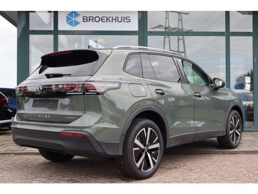 Volkswagen Tiguan 204PK Life Edition - eHybrid | 'App-Connect' draadloze smartphone integratie | Achteruitrijcamera... ActivLease financial lease