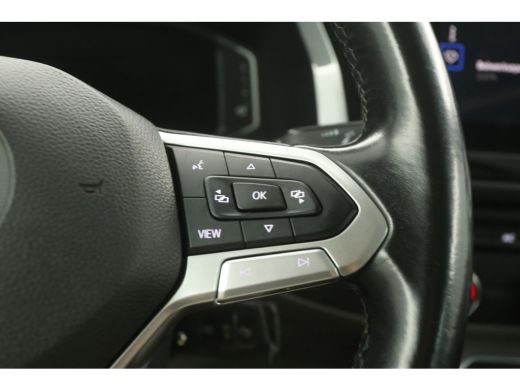 Volkswagen Transporter 2.0 TDI L2H1 30 Bulli | 150PK | DC | 5 Persoons | Automaat | Airco | Camera | Carplay | LED | Vir... ActivLease financial lease