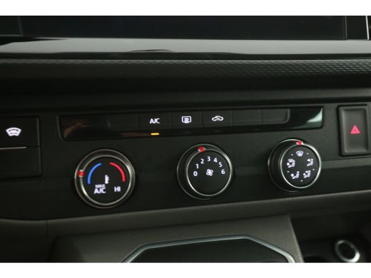 Volkswagen Transporter 2.0 TDI L2H1 30 Bulli | 150PK | DC | 5 Persoons | Automaat | Airco | Camera | Carplay | LED | Vir... ActivLease financial lease