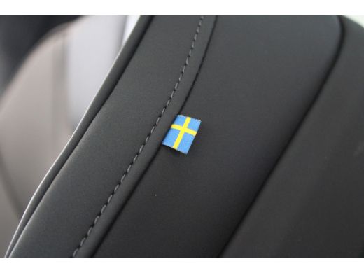 Volvo  EX90 Twin Performance 517PK Ultra 111kWh | Luchtvering | Trekhaak | Pilot Assist | Getint Glas | 22'' ... ActivLease financial lease