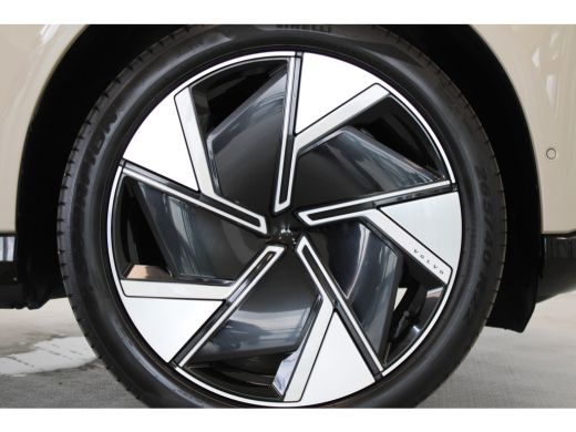 Volvo  EX90 Twin Performance 517PK Ultra 111kWh | Luchtvering | Trekhaak | Pilot Assist | Getint Glas | 22'' ... ActivLease financial lease