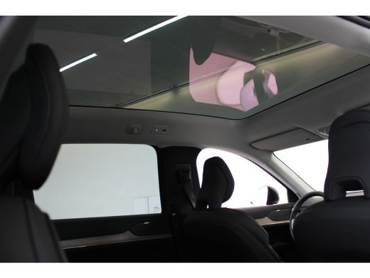 Volvo  EX90 Twin Performance 517PK Ultra 111kWh | Luchtvering | Trekhaak | Pilot Assist | Getint Glas | 22'' ... ActivLease financial lease