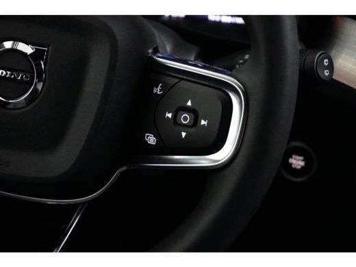 Volvo  XC40 1.5 T4 Recharge Plus Dark | Pilot Assist | Harman/Kardon | 360 Camera | Trekhaak | ActivLease financial lease