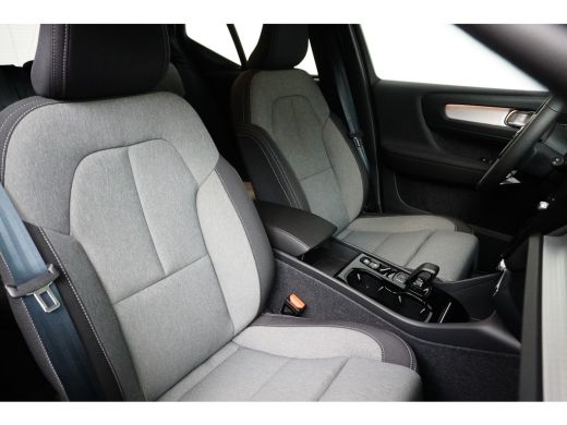 Volvo  XC40 1.5 T4 Recharge Plus Dark | Pilot Assist | Harman/Kardon | 360 Camera | Trekhaak | ActivLease financial lease