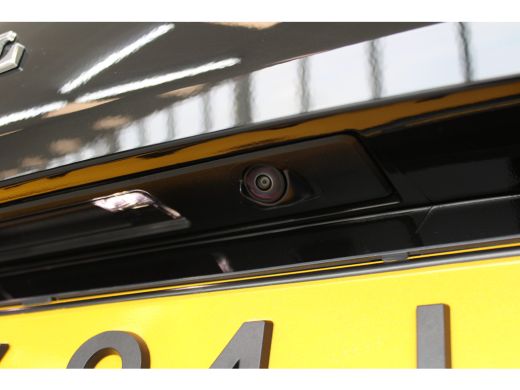 Volvo  XC60 T6 AWD Plus Dark 10km gereden! | Contourstoelen | 19" all season | Trekhaak | Gelaagde zijruiten ActivLease financial lease