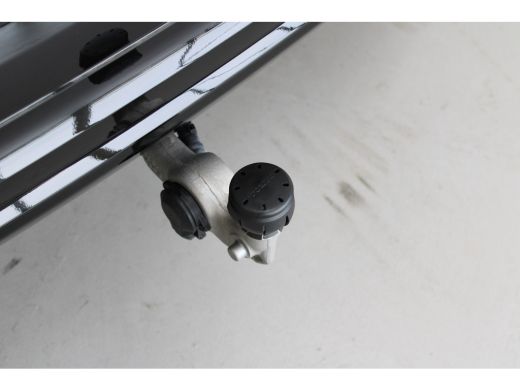 Volvo  XC60 T6 AWD Plus Dark 10km gereden! | Contourstoelen | 19" all season | Trekhaak | Gelaagde zijruiten ActivLease financial lease