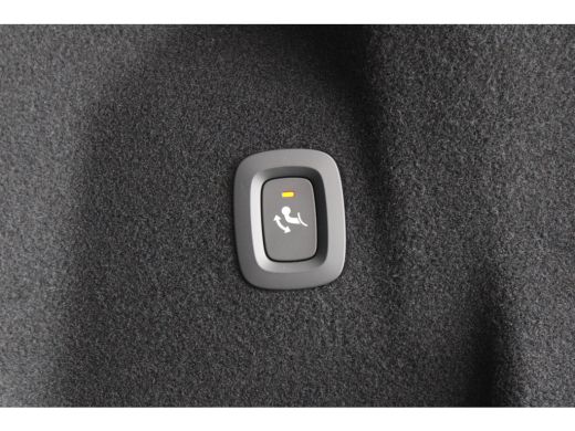 Volvo  XC60 T6 AWD Plus Dark 10km gereden! | Contourstoelen | 19" all season | Trekhaak | Gelaagde zijruiten ActivLease financial lease