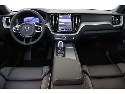 Volvo  XC60 T6 AWD Plus Dark 10km gereden! | Contourstoelen | 19" all season | Trekhaak | Gelaagde zijruiten ActivLease financial lease