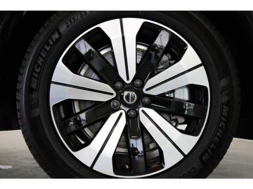 Volvo  XC60 T6 AWD Plus Dark 10km gereden! | Contourstoelen | 19" all season | Trekhaak | Gelaagde zijruiten ActivLease financial lease