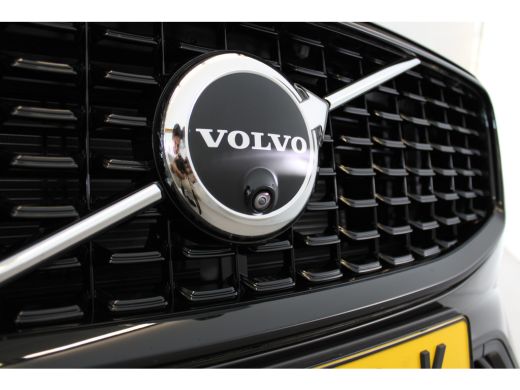 Volvo  XC60 T8 455PK AWD Plus Dark 10km gereden! | Stoelventilatie | 360° | 21" Luchtvering | Trekhaak | gela... ActivLease financial lease