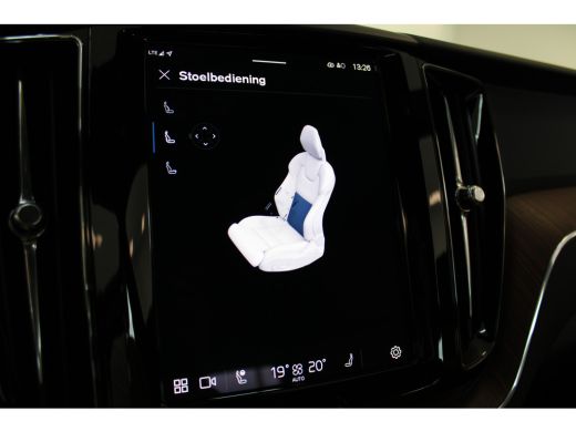 Volvo  XC60 T8 455PK AWD Plus Dark 10km gereden! | Stoelventilatie | 360° | 21" Luchtvering | Trekhaak | gela... ActivLease financial lease