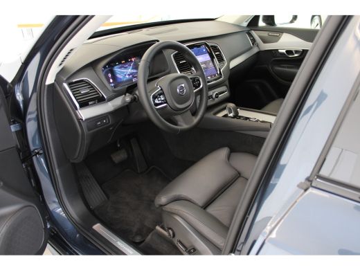 Volvo  XC90 T8 455PK AWD Ultimate Dark | 360° | Luchtvering | Trekhaak | Getint Glas | HK Audio | Panoramadak ActivLease financial lease