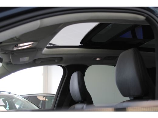 Volvo  XC90 T8 455PK AWD Ultimate Dark | 360° | Luchtvering | Trekhaak | Getint Glas | HK Audio | Panoramadak ActivLease financial lease