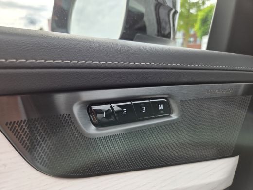 Volvo  XC90 T8 Ultra Dark | Navy Herringbone Weave textiel bekleding | Pano | HarmanKardon | 22" | BLIS | ActivLease financial lease