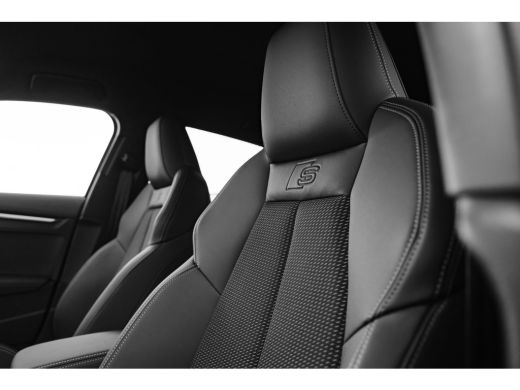 Audi A3 Sportback S edition | Aluminium optiek in het interieur | Assistentiepakket Rijden en Parkeren Pl... ActivLease financial lease