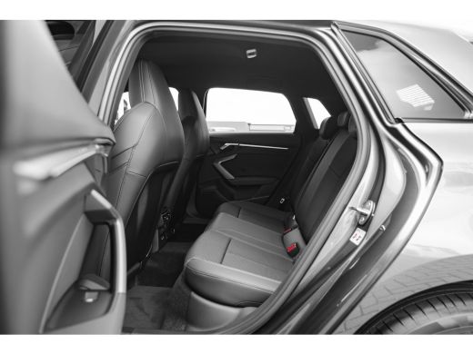 Audi A3 Sportback S edition | Aluminium optiek in het interieur | Assistentiepakket Rijden en Parkeren Pl... ActivLease financial lease