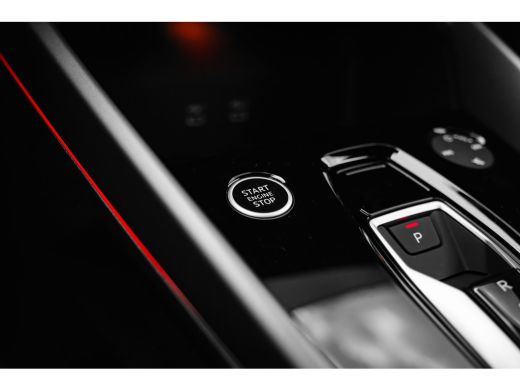Audi A3 Sportback S edition | Aluminium optiek in het interieur | Assistentiepakket Rijden en Parkeren Pl... ActivLease financial lease