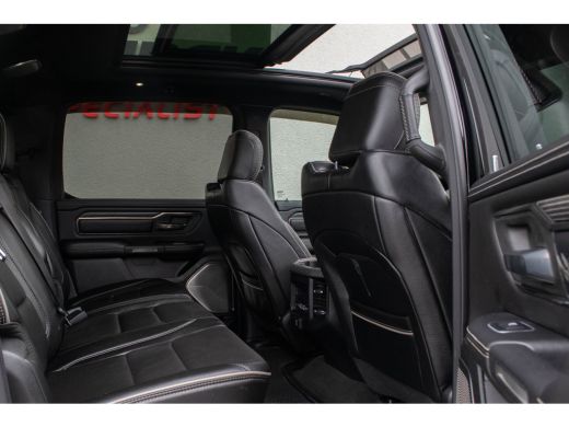Dodge Ram 1500 1500 5.7 V8 4x4 Crew Cab Limited / Luchtvering/ Virtual Cockpit/ Active ventilatie/ Trekhaak/ Pan... ActivLease financial lease