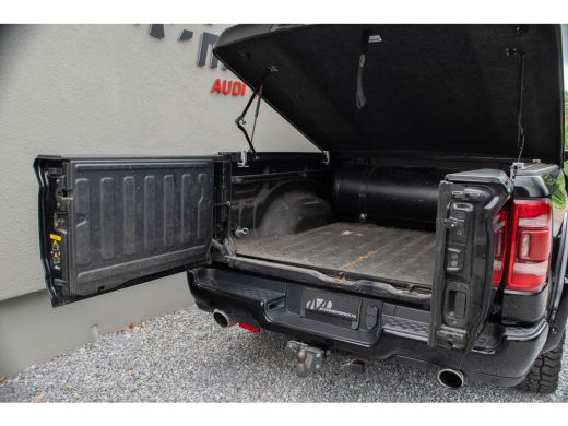 Dodge Ram 1500 1500 5.7 V8 4x4 Crew Cab Limited / Luchtvering/ Virtual Cockpit/ Active ventilatie/ Trekhaak/ Pan... ActivLease financial lease