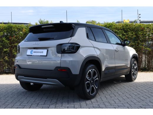Jeep Avenger Summit | Adaptieve Cruise | Camera | Stoelverwarming | Keyless | Carplay | Elektr. klep | Navi | ... ActivLease financial lease