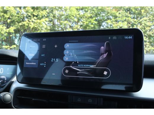 Jeep Avenger Summit | Adaptieve Cruise | Camera | Stoelverwarming | Keyless | Carplay | Elektr. klep | Navi | ... ActivLease financial lease