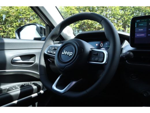 Jeep Avenger Summit | Adaptieve Cruise | Camera | Stoelverwarming | Keyless | Carplay | Elektr. klep | Navi | ... ActivLease financial lease