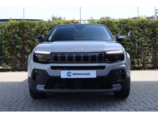 Jeep Avenger Summit | Adaptieve Cruise | Camera | Stoelverwarming | Keyless | Carplay | Elektr. klep | Navi | ... ActivLease financial lease