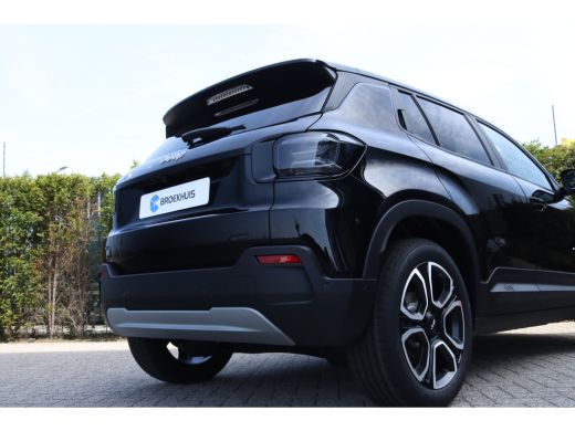 Jeep Avenger Summit | Adaptieve Cruise | Camera | Stoelverwarming | Keyless | Carplay | Elektr. klep | Navi | ... ActivLease financial lease