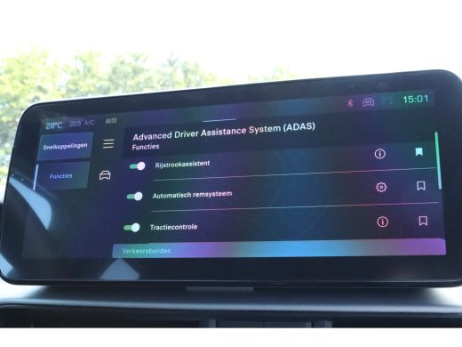 Jeep Avenger Summit | Adaptieve Cruise | Camera | Stoelverwarming | Keyless | Carplay | Elektr. klep | Navi | ... ActivLease financial lease