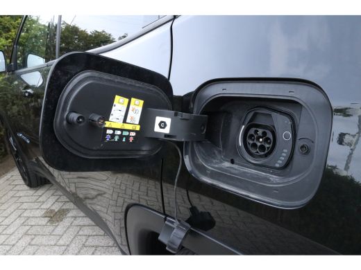 Jeep Compass Limited 4XE 190 PK | Adaptieve Cruise | Stoel + stuurverwarming | Keyless | Camera | Carplay ActivLease financial lease