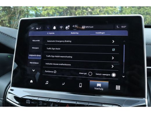 Jeep Compass Limited 4XE 190 PK | Adaptieve Cruise | Stoel + stuurverwarming | Keyless | Camera | Carplay ActivLease financial lease