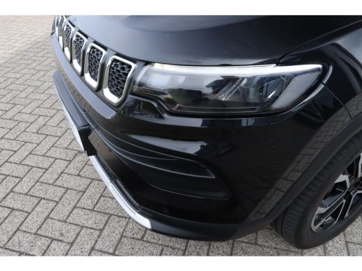 Jeep Compass Limited 4XE 190 PK | Adaptieve Cruise | Stoel + stuurverwarming | Keyless | Camera | Carplay ActivLease financial lease
