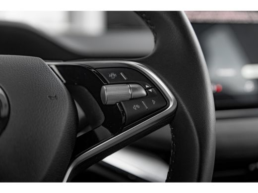 Skoda Enyaq iV 85 286pk Selection | Trekhaak | Achteruitrijcamera | Parkeerhulp V+A | Navigatie ActivLease financial lease