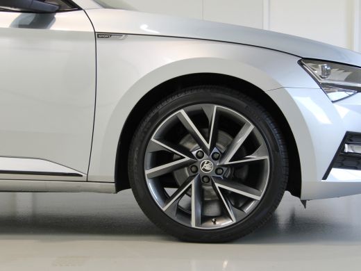 Skoda Superb Combi 1.4 TSI iV 218pk Sportline | Pano dak | Trekhaak ActivLease financial lease