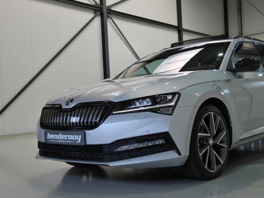 Skoda Superb Combi 1.4 TSI iV 218pk Sportline | Pano dak | Trekhaak ActivLease financial lease