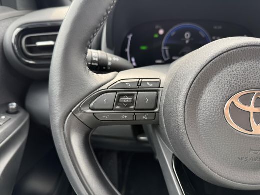 Toyota Yaris Cross 1.5 Hybrid 115 First Edition **STOEL EN STUURWIELVERWARMING/ KEYLESS/ ADAPTIEF CRUISE CONTROL/ 36... ActivLease financial lease