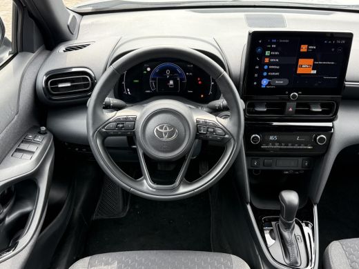 Toyota Yaris Cross 1.5 Hybrid 115 First Edition **STOEL EN STUURWIELVERWARMING/ KEYLESS/ ADAPTIEF CRUISE CONTROL/ 36... ActivLease financial lease