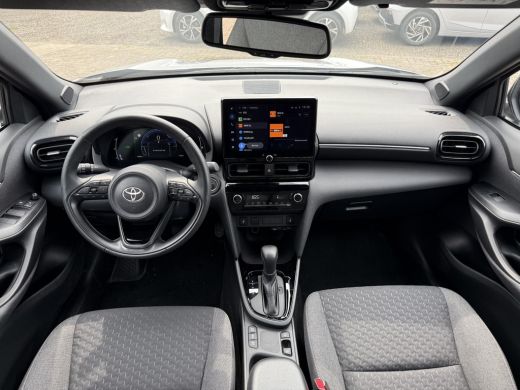 Toyota Yaris Cross 1.5 Hybrid 115 First Edition **STOEL EN STUURWIELVERWARMING/ KEYLESS/ ADAPTIEF CRUISE CONTROL/ 36... ActivLease financial lease