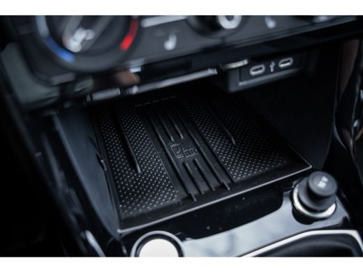 Volkswagen T-Cross Life Edition Inclusief €2000,- inruilvoordeel | 'App-Connect' draadloze smartphone integratie | A... ActivLease financial lease