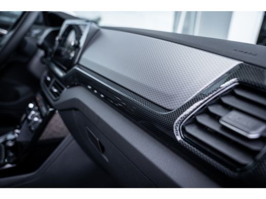 Volkswagen T-Cross Life Edition Inclusief €2000,- inruilvoordeel | 'App-Connect' draadloze smartphone integratie | A... ActivLease financial lease