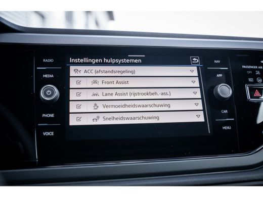 Volkswagen Taigo R-Line Edition Inclusief €2000,- inruilvoordeel | 'App-Connect' draadloze smartphone integratie |... ActivLease financial lease