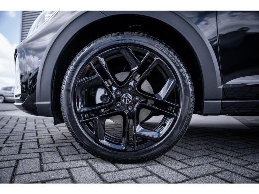 Volkswagen Taigo R-Line Edition Inclusief €2000,- inruilvoordeel | 'App-Connect' draadloze smartphone integratie |... ActivLease financial lease